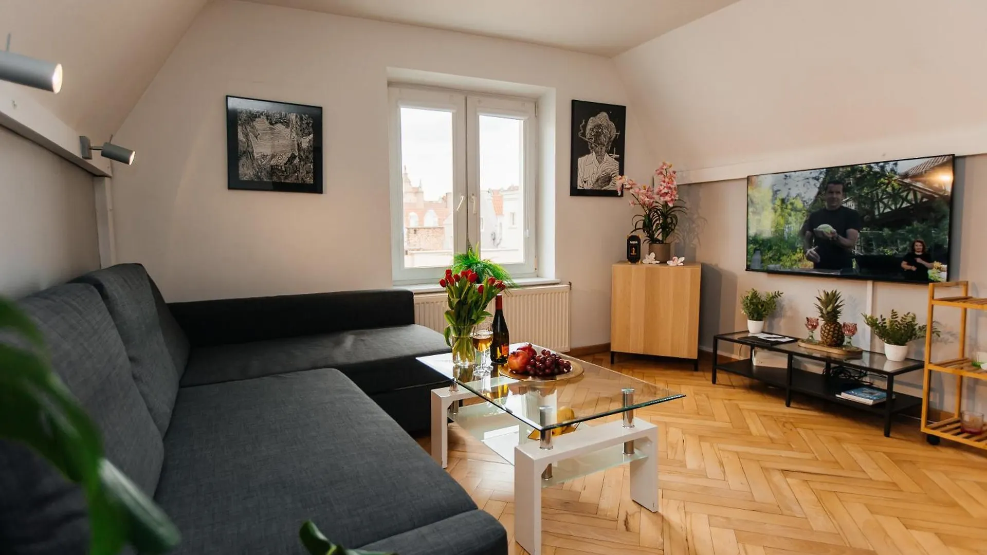 Maya'S Flats & Resorts 23 Attic - Ogarna Old Town Gdańsk 0*,  Polónia