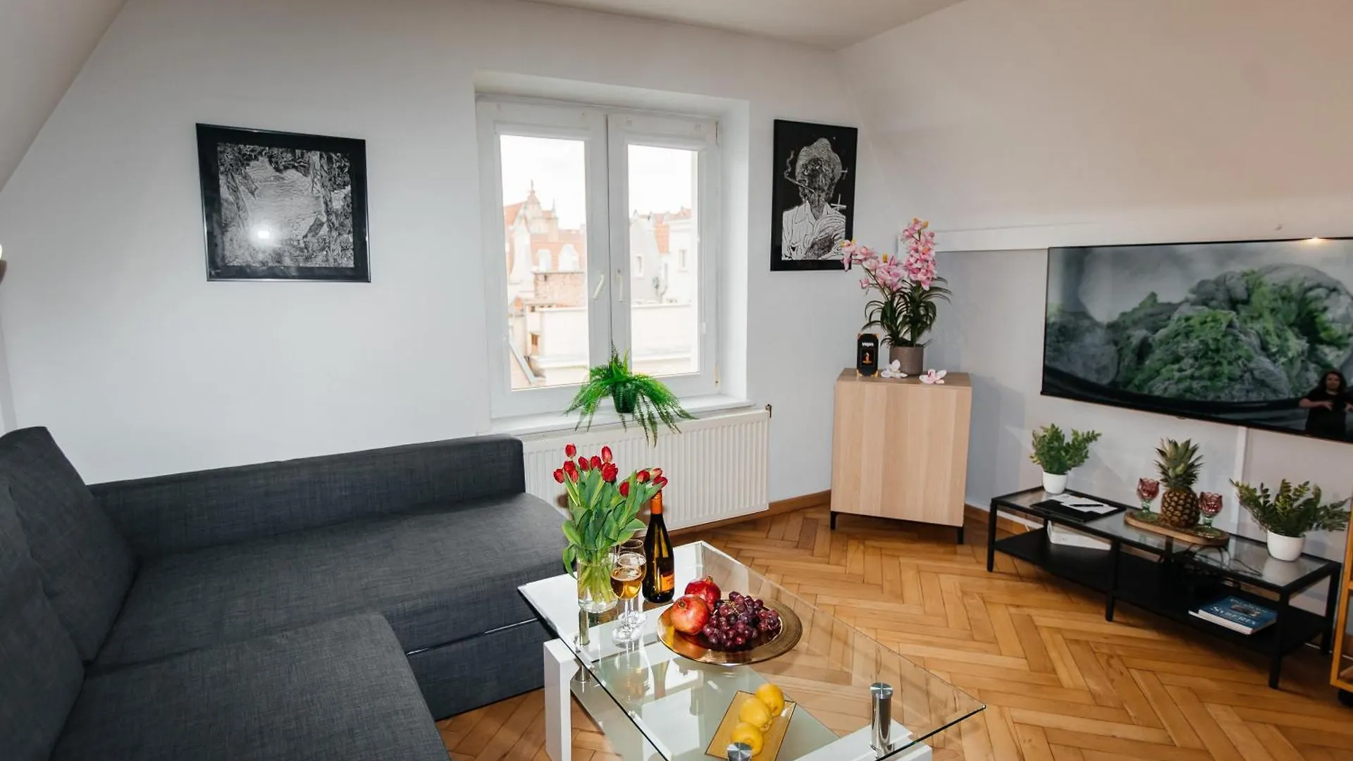 Maya'S Flats & Resorts 23 Attic - Ogarna Old Town Gdańsk 0*,